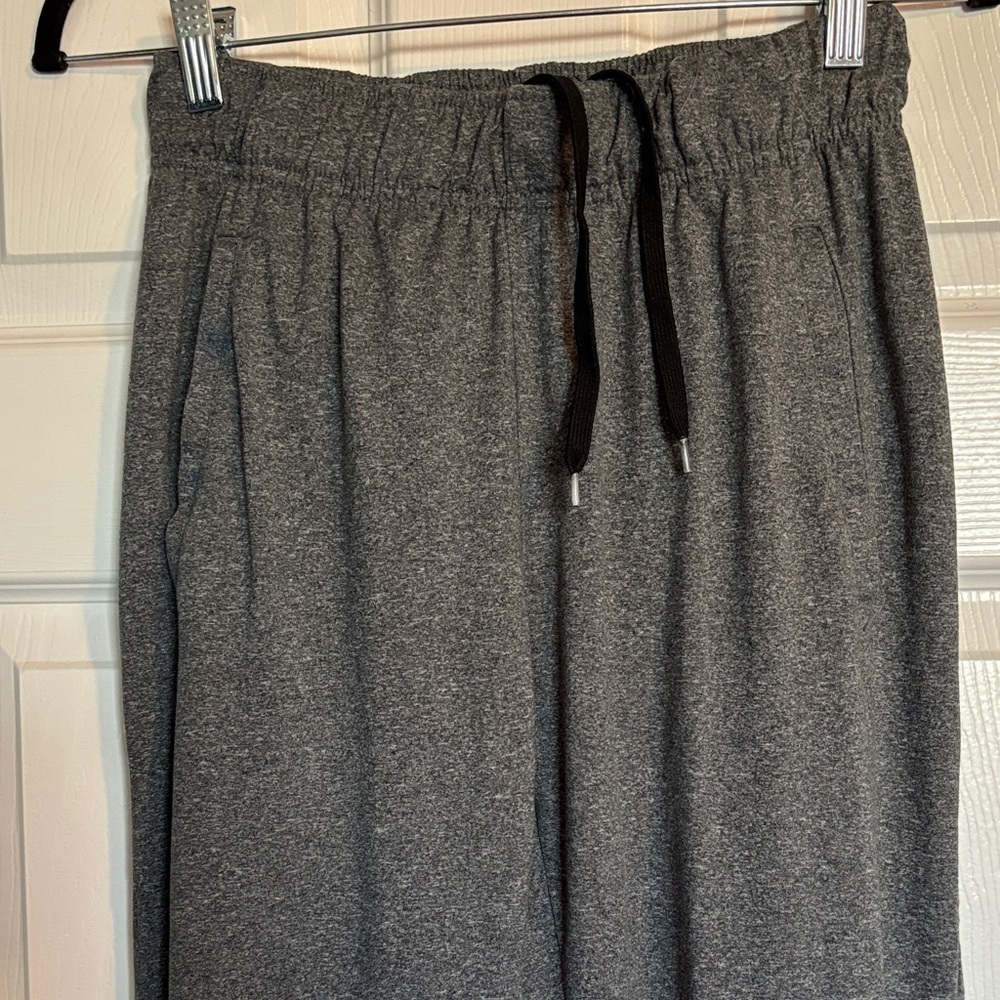 Balance Collection men’s gray jogger sweatpants size small